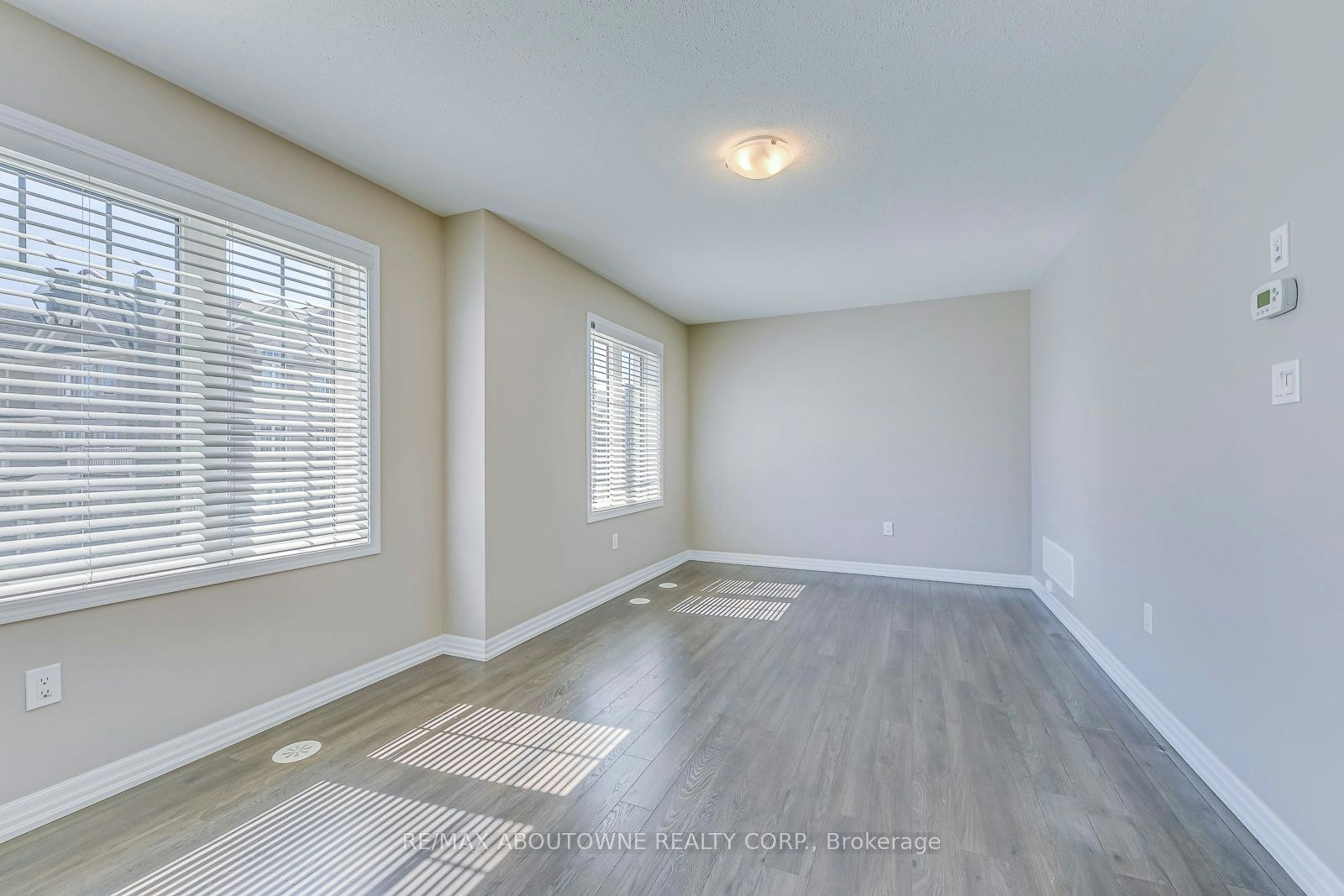 212 Ellen Davidson Drive, Oakville, ON, L6M 0V1 - 23