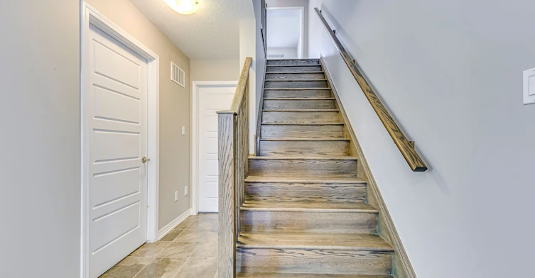 212 Ellen Davidson Drive, Oakville, ON, L6M 0V1 - 9