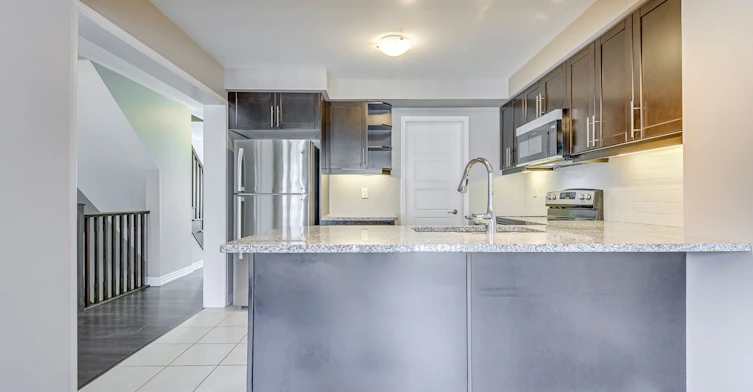 212 Ellen Davidson Drive, Oakville, ON, L6M 0V1 - 11