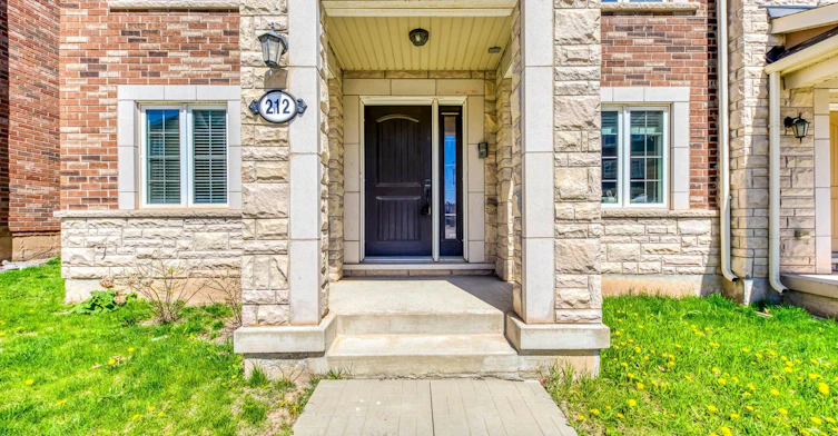 212 Ellen Davidson Drive, Oakville, ON, L6M 0V1 - 2