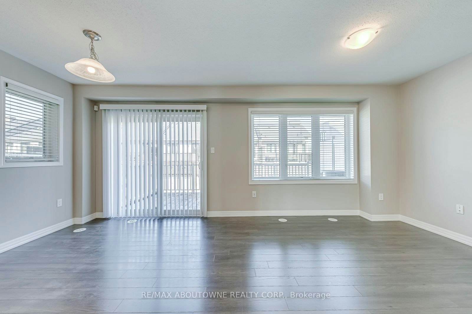212 Ellen Davidson Drive, Oakville, ON, L6M 0V1 - 15