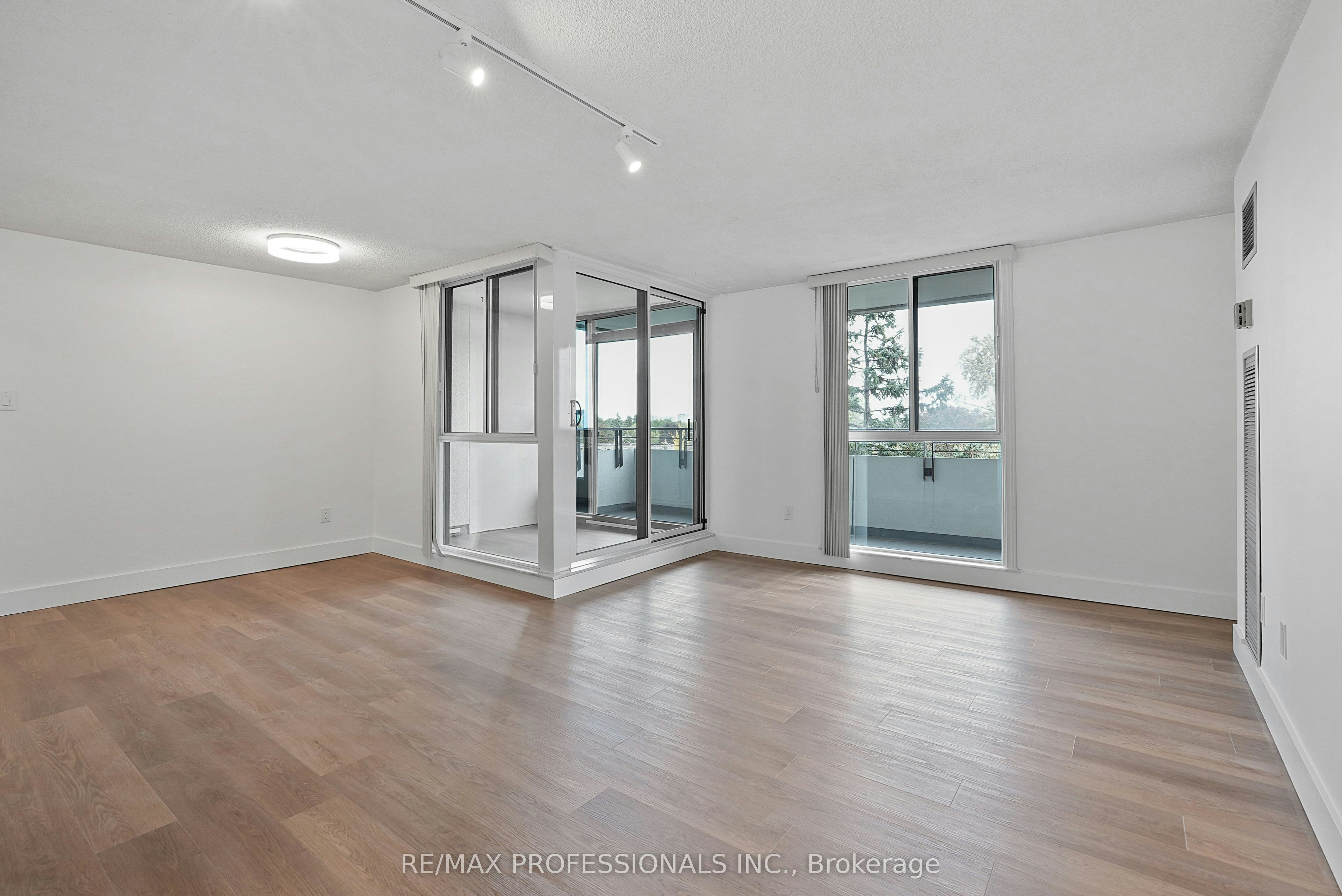 510-1320 Mississauga Valley Boulevard, Mississauga, ON, L5A 3S9 - 8