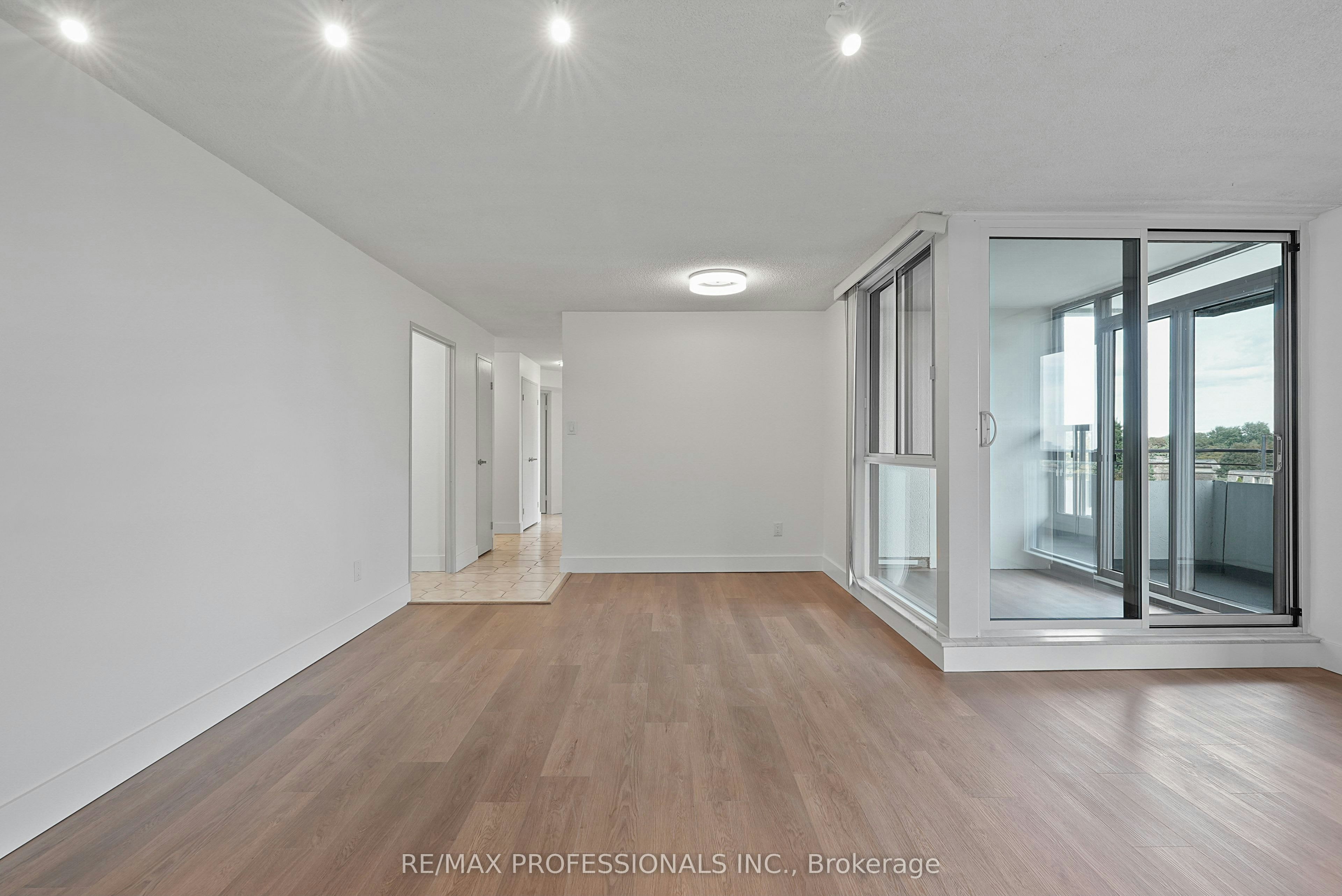 510-1320 Mississauga Valley Boulevard, Mississauga, ON, L5A 3S9 - 9