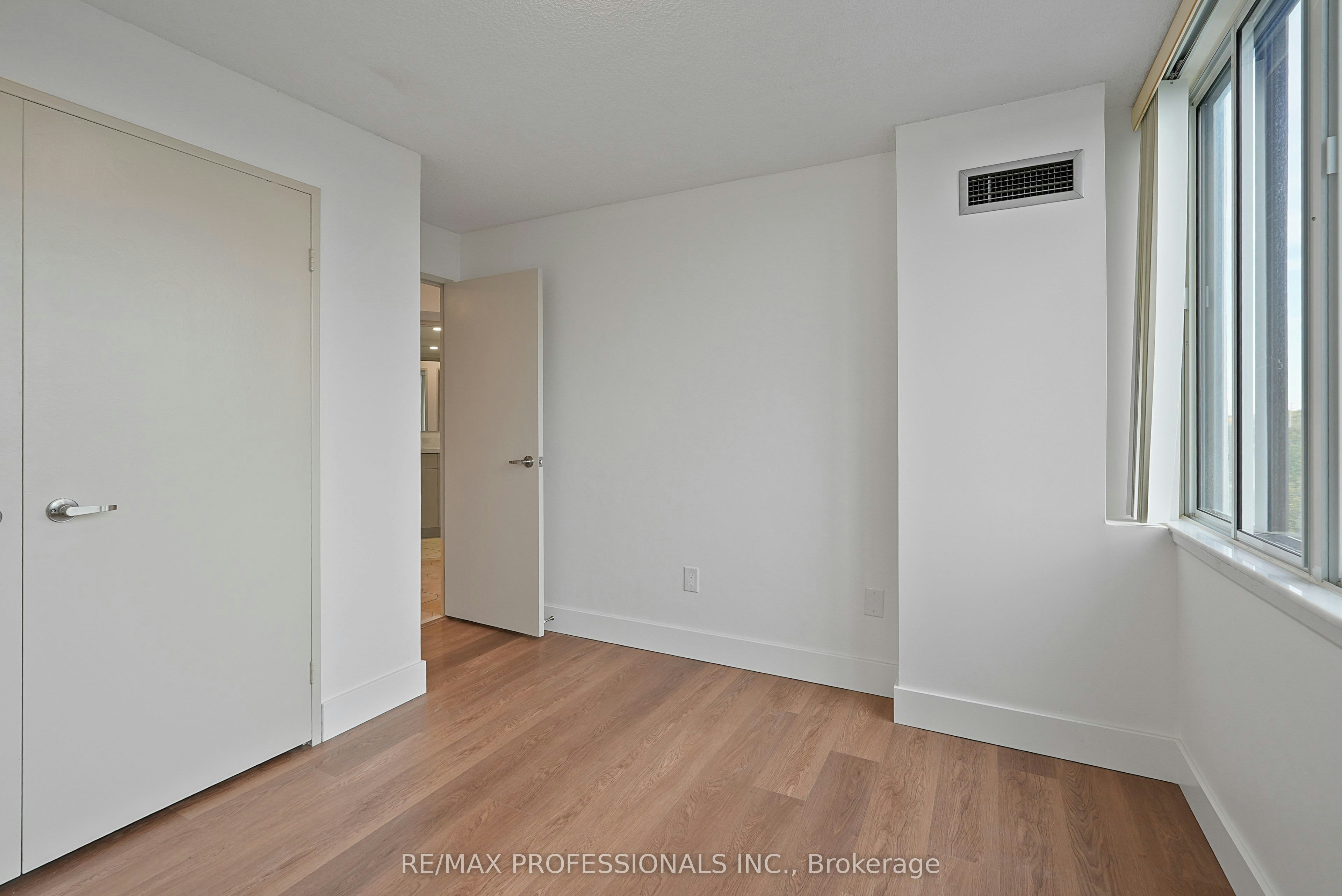 510-1320 Mississauga Valley Boulevard, Mississauga, ON, L5A 3S9 - 32