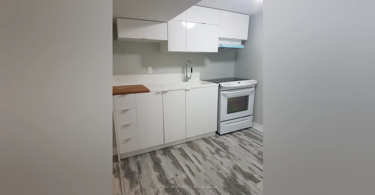 Lower-77 Murrie Street, Toronto, ON, M8V 1X6 - 2