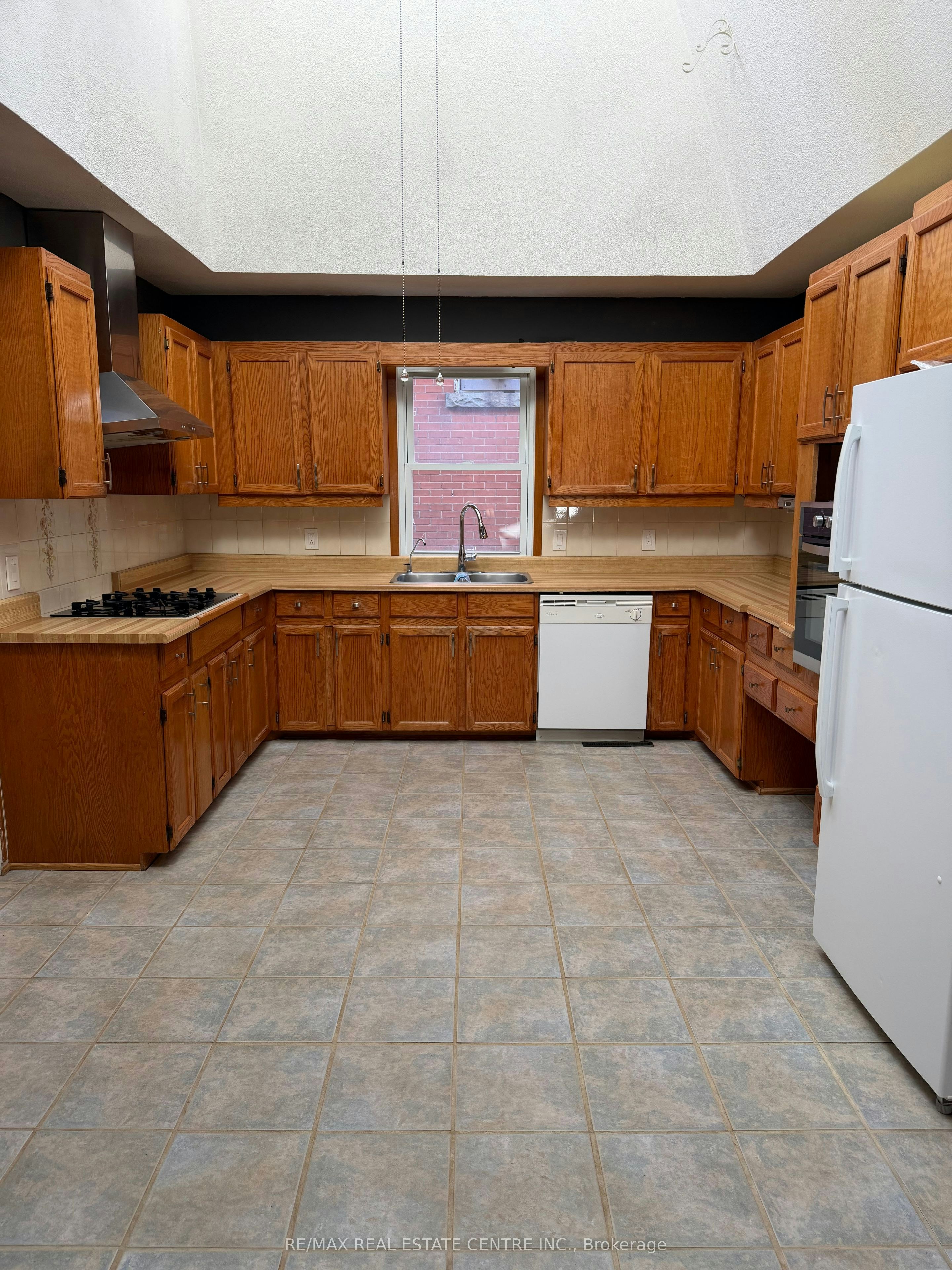 43a First Street E, Orangeville, ON, L9W 2E3 - 3