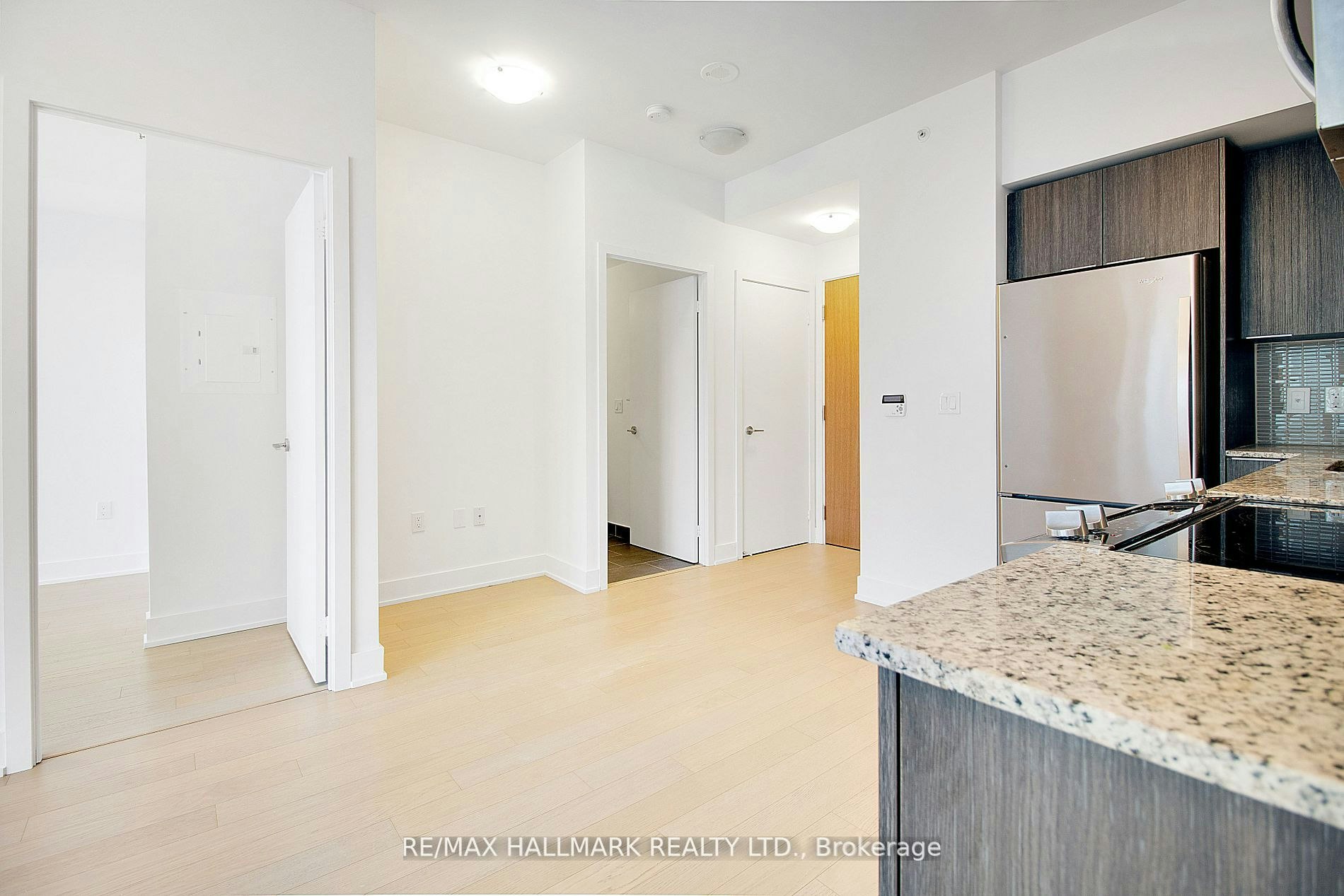 3113-30 Shore Breeze Drive, Toronto, ON, M8V 1A1 - 3