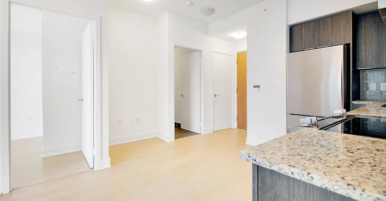 3113-30 Shore Breeze Drive, Toronto, ON, M8V 1A1 - 3