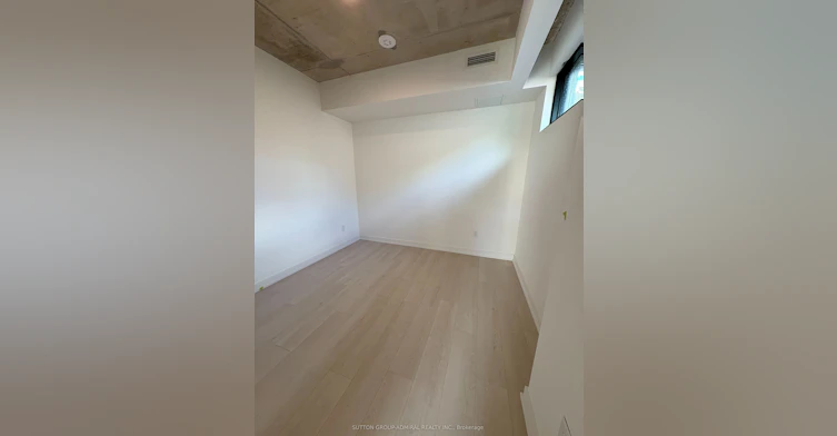 313-1 Vine Avenue, Toronto, ON, M6P 0C8 - 3