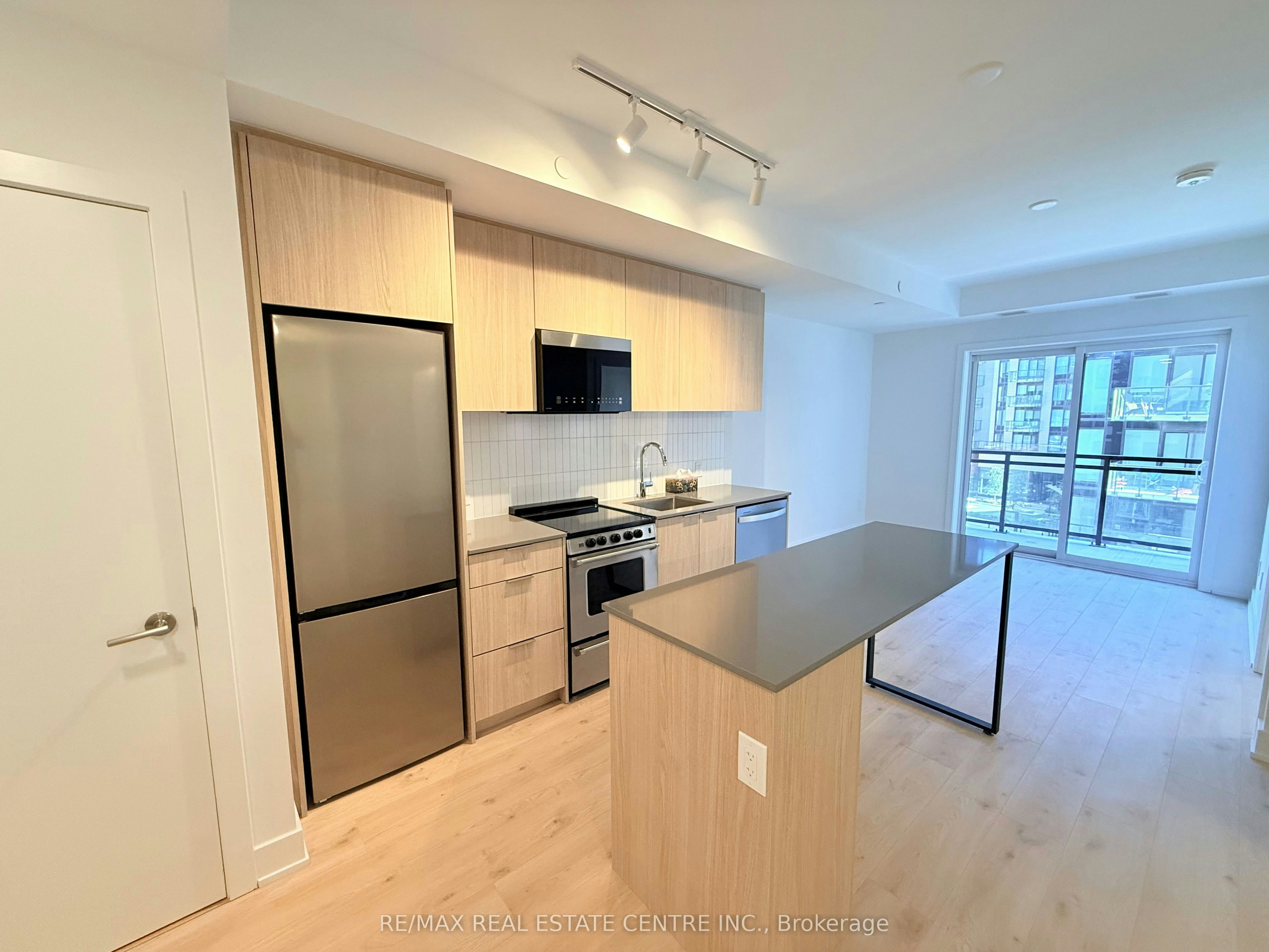 411-3008 William Cutmore Boulevard, Oakville, ON, L6H 8A4 - 6