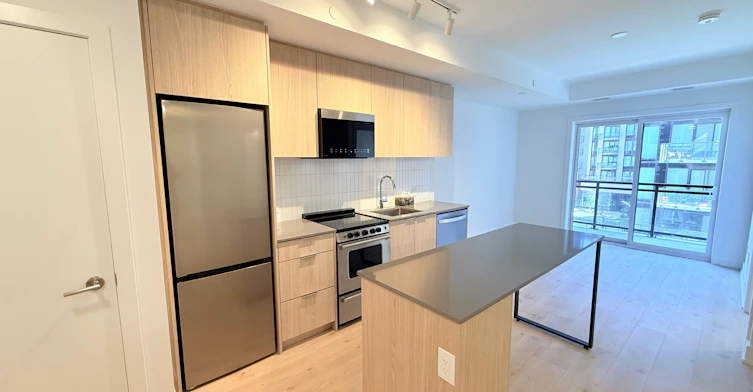411-3008 William Cutmore Boulevard, Oakville, ON, L6H 8A4 - 6