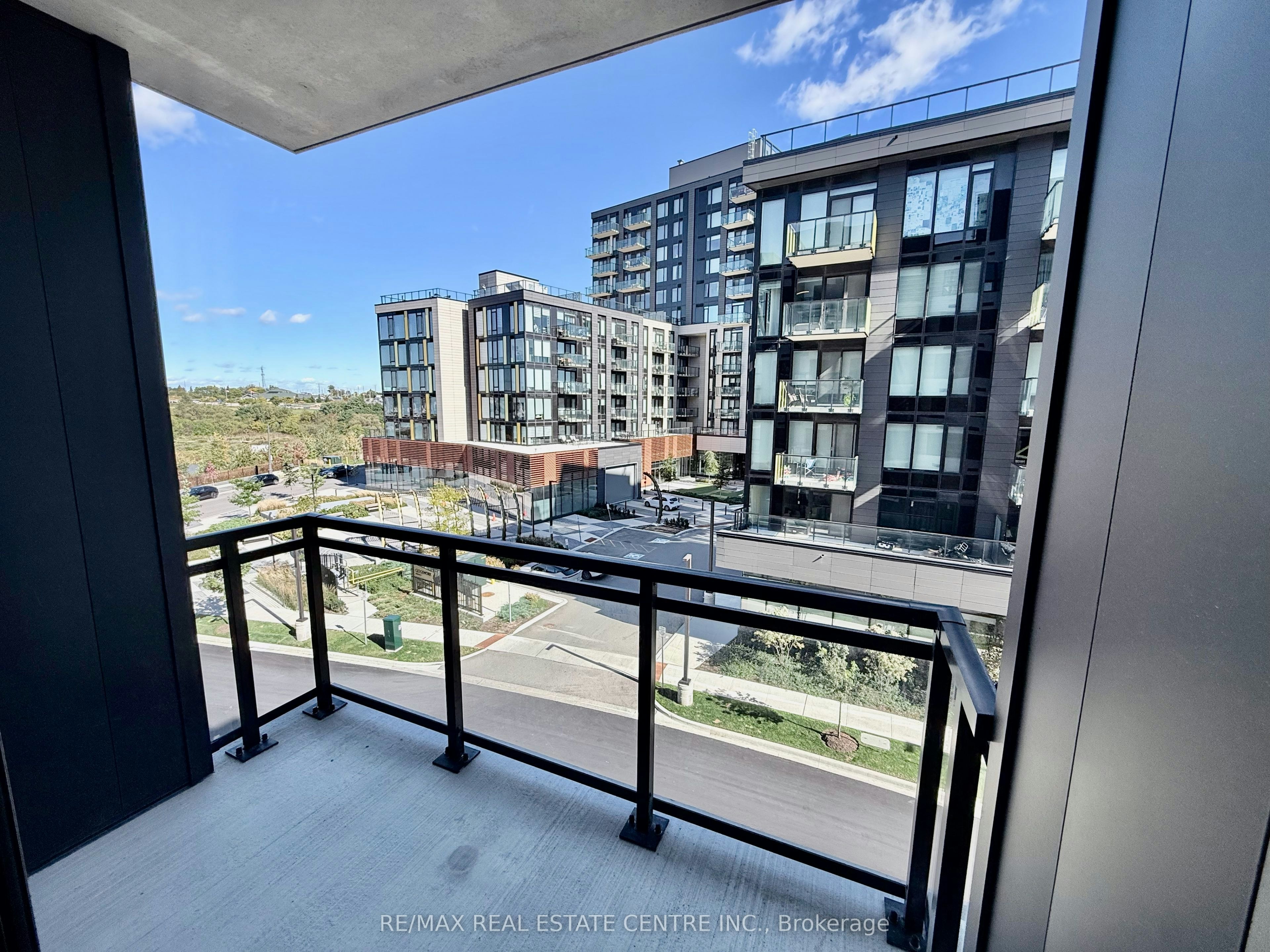 411-3008 William Cutmore Boulevard, Oakville, ON, L6H 8A4 - 17