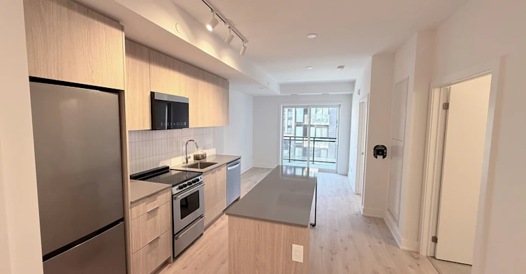 411-3008 William Cutmore Boulevard, Oakville, ON, L6H 8A4 - 4