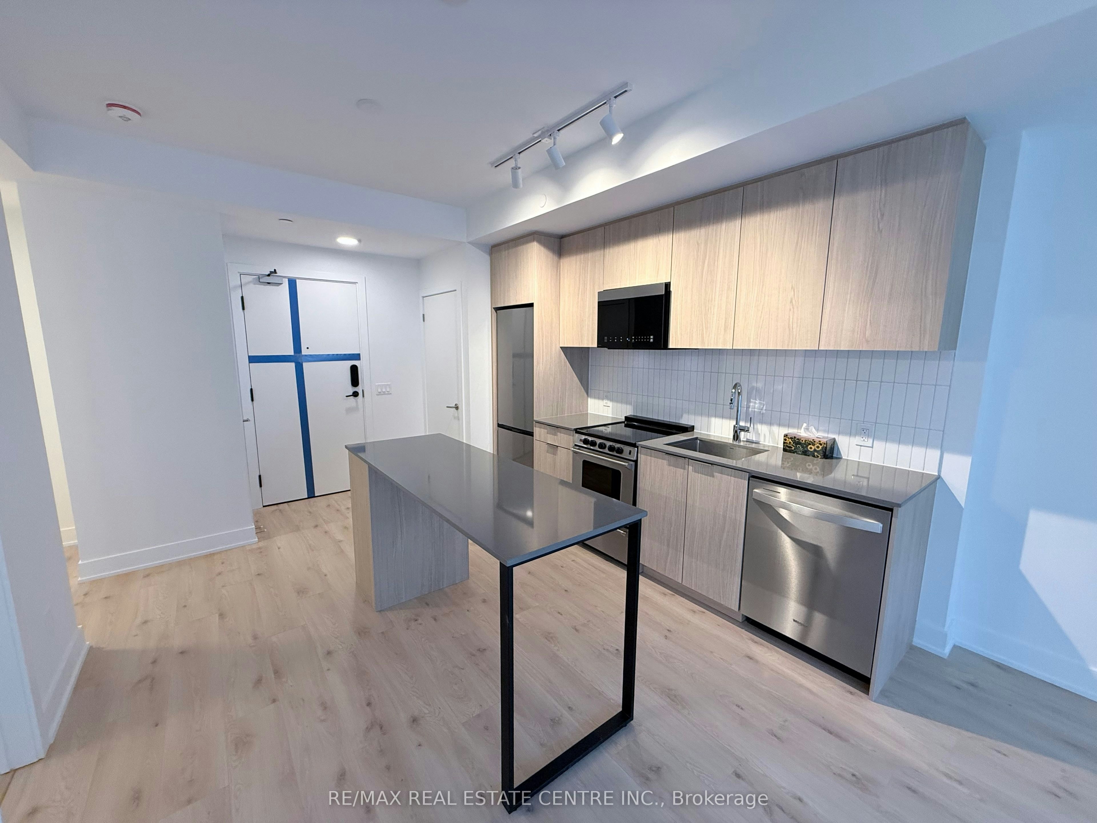 411-3008 William Cutmore Boulevard, Oakville, ON, L6H 8A4 - 7