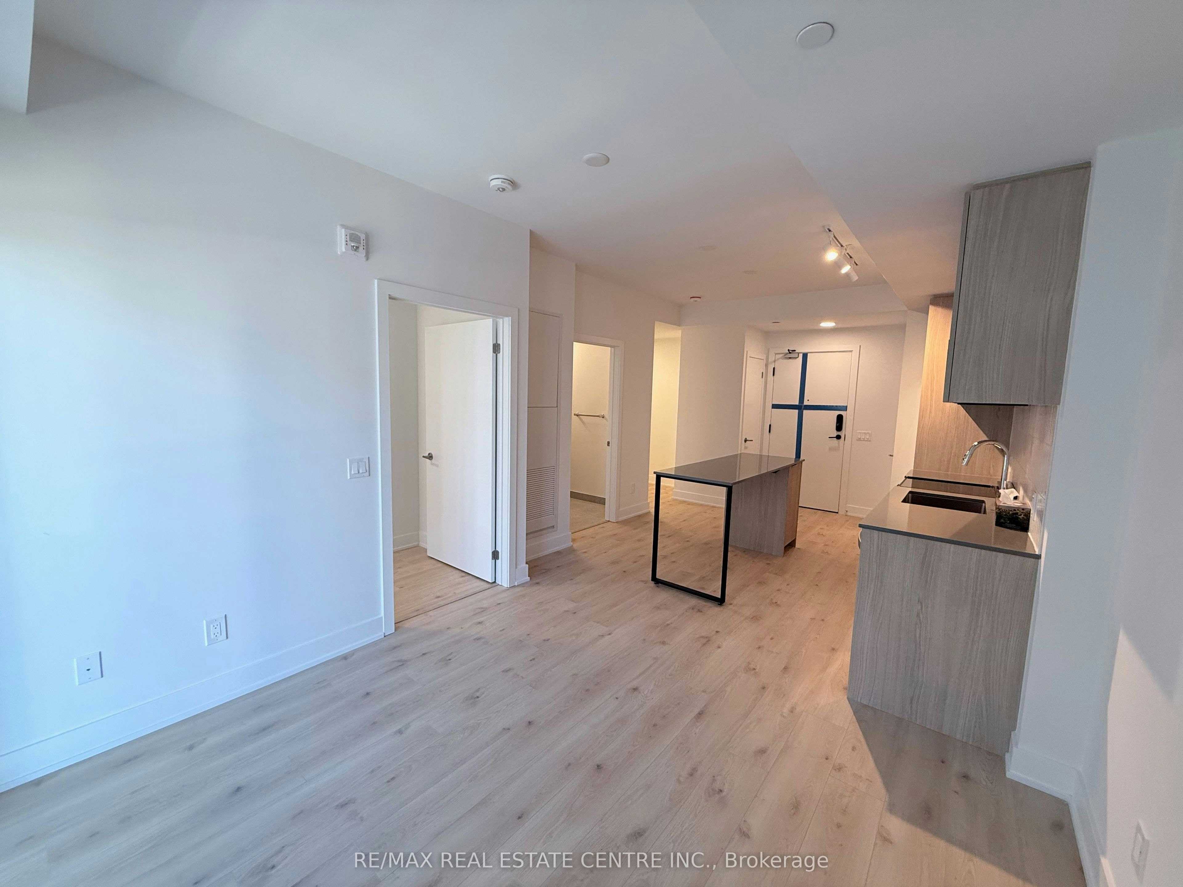 411-3008 William Cutmore Boulevard, Oakville, ON, L6H 8A4 - 8
