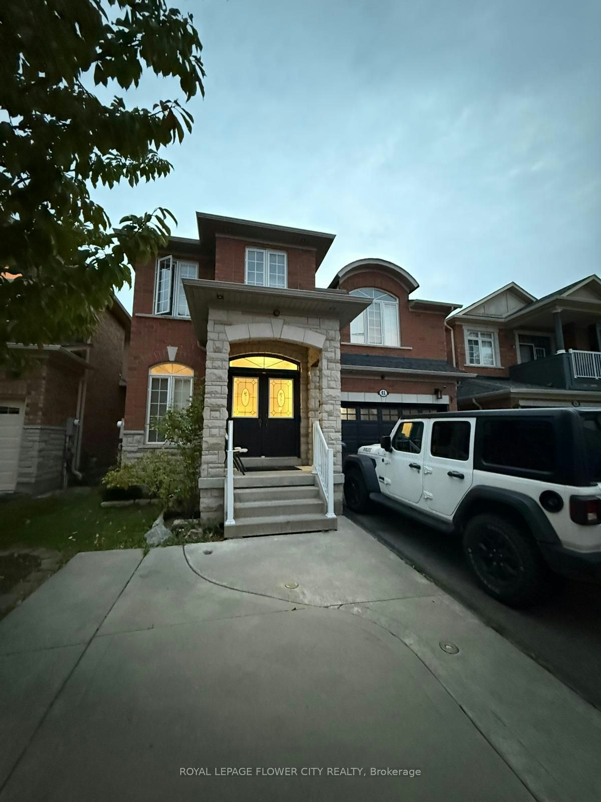 41 Cape Dorset Crescent, Brampton, ON, L6R 3K9
