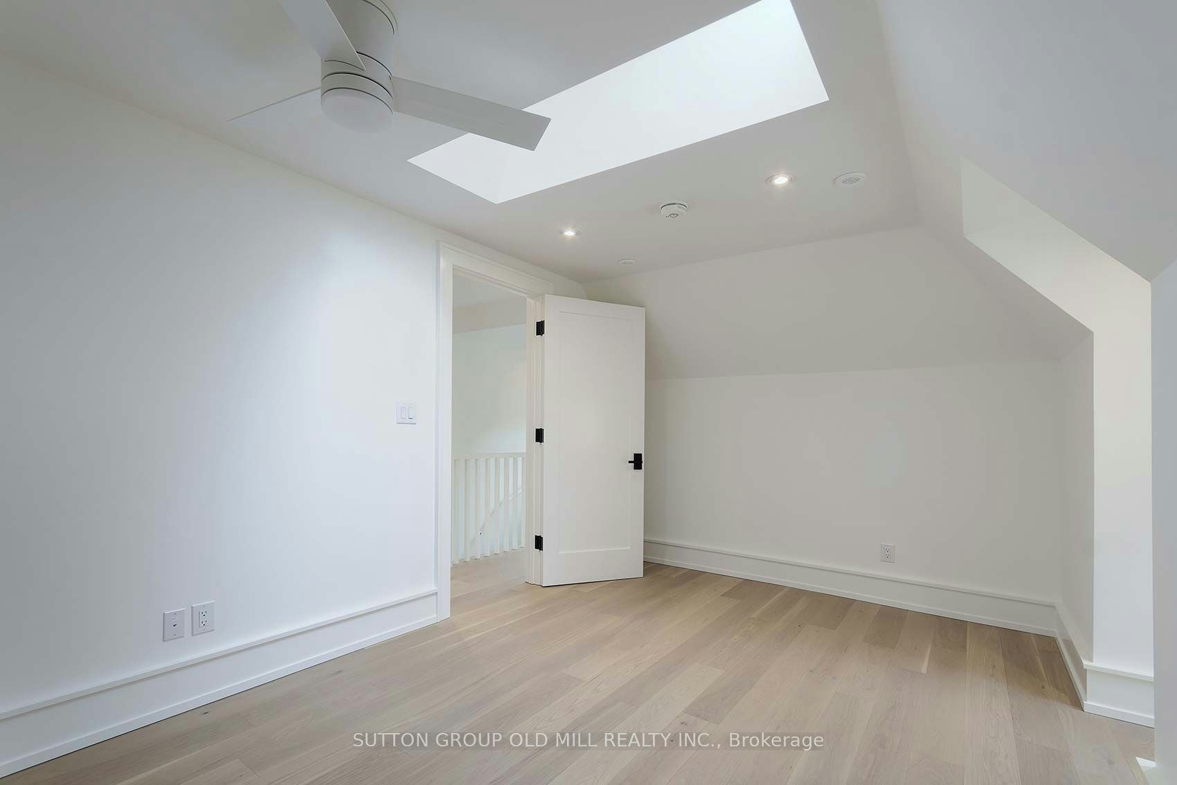 20 The Kingsway N/A, Toronto, ON, M8X 2T1 - 31