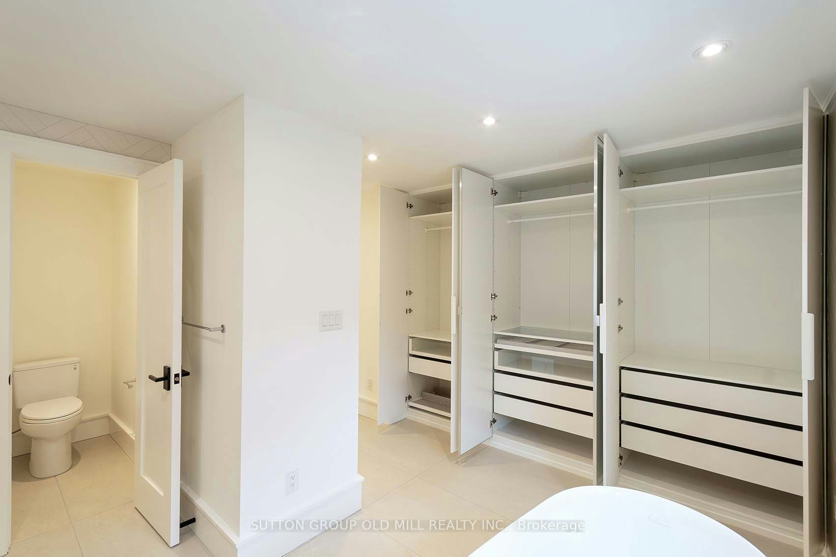 20 The Kingsway N/A, Toronto, ON, M8X 2T1 - 24