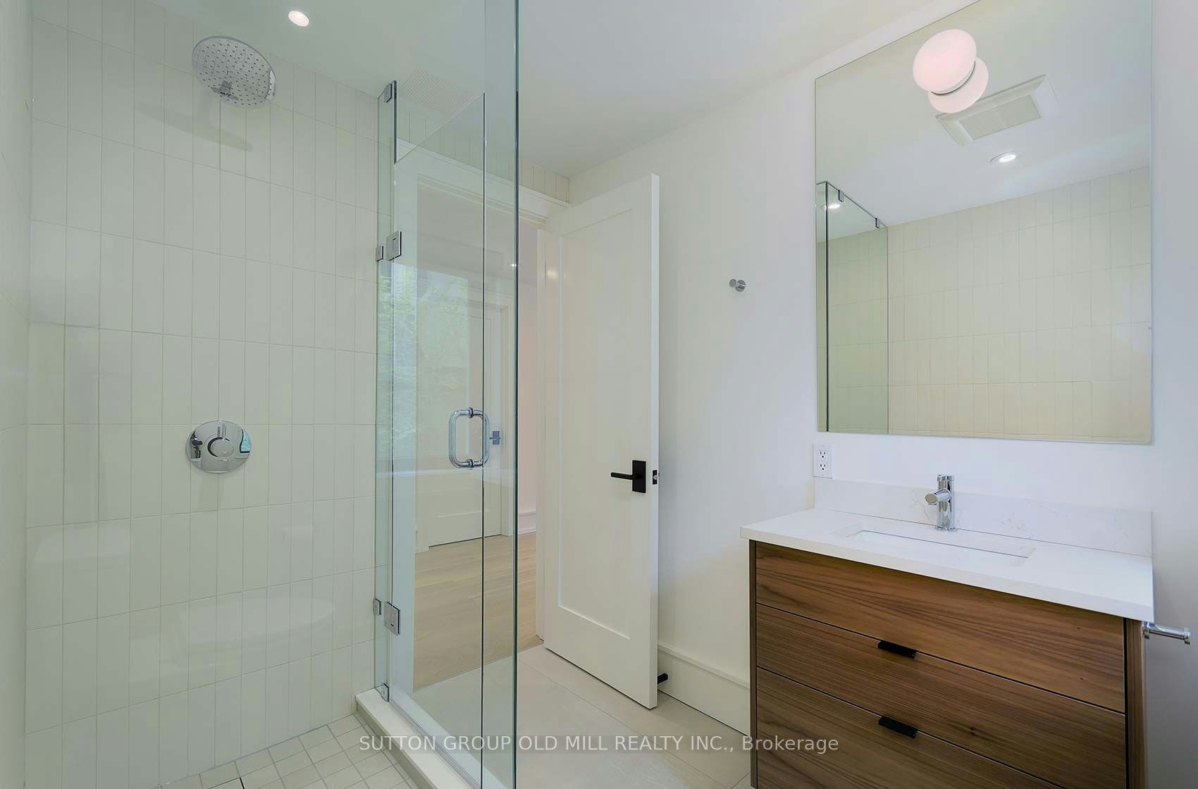 20 The Kingsway N/A, Toronto, ON, M8X 2T1 - 27