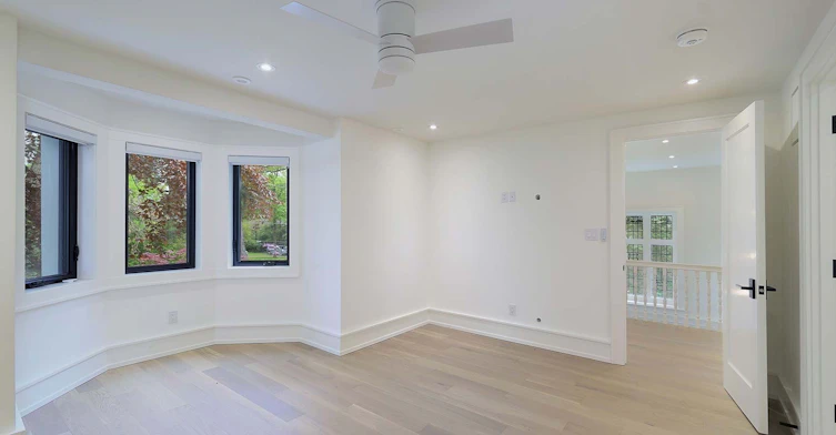 20 The Kingsway N/A, Toronto, ON, M8X 2T1 - 19