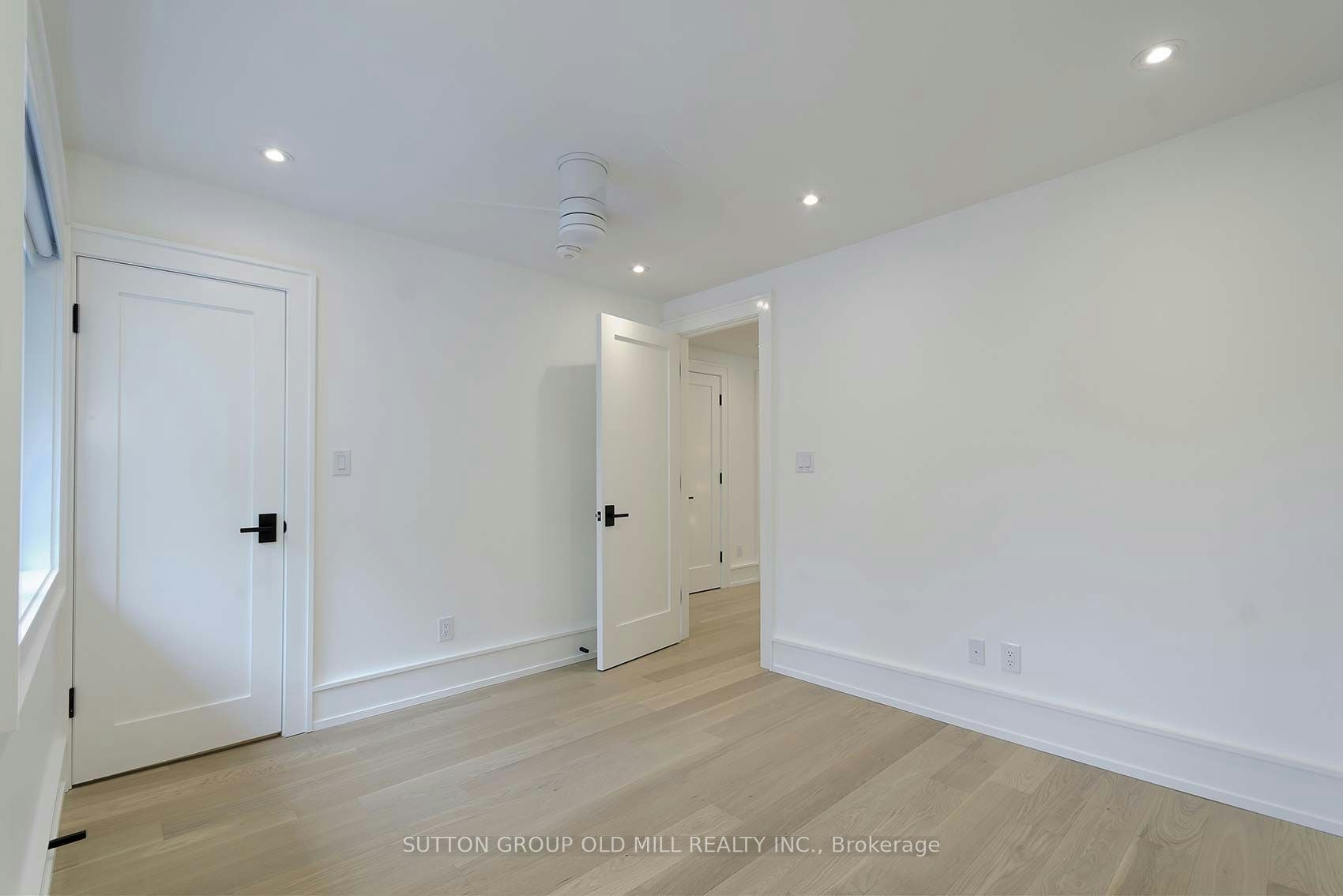 20 The Kingsway N/A, Toronto, ON, M8X 2T1 - 26