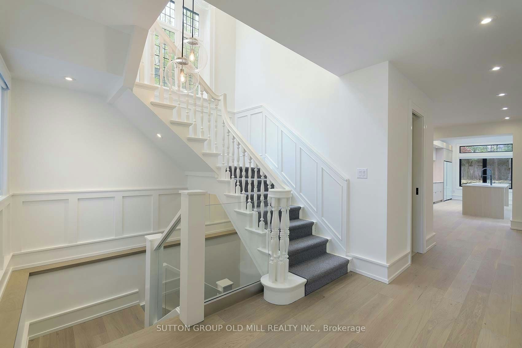 20 The Kingsway N/A, Toronto, ON, M8X 2T1 - 5