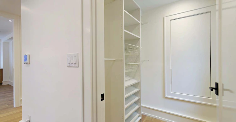 20 The Kingsway N/A, Toronto, ON, M8X 2T1 - 15