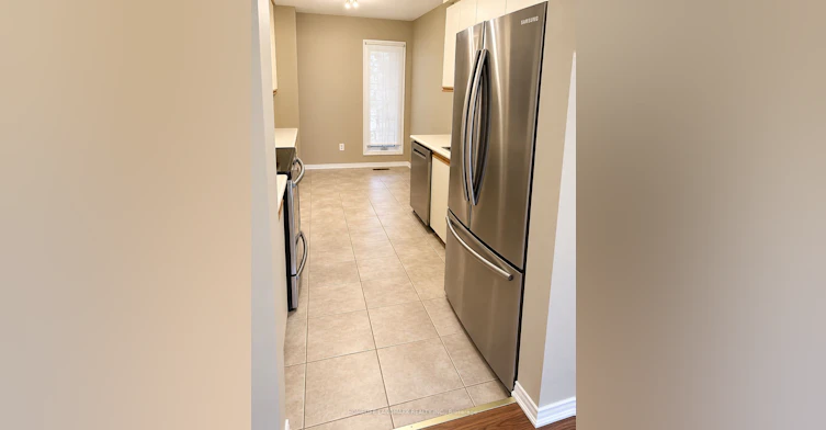 60-35 Ceremonial Drive, Mississauga, ON, L5R 3G6 - 4