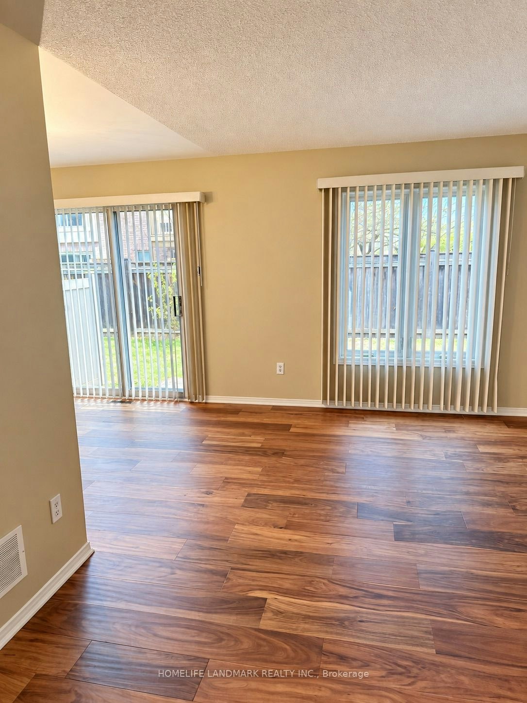 60-35 Ceremonial Drive, Mississauga, ON, L5R 3G6 - 3