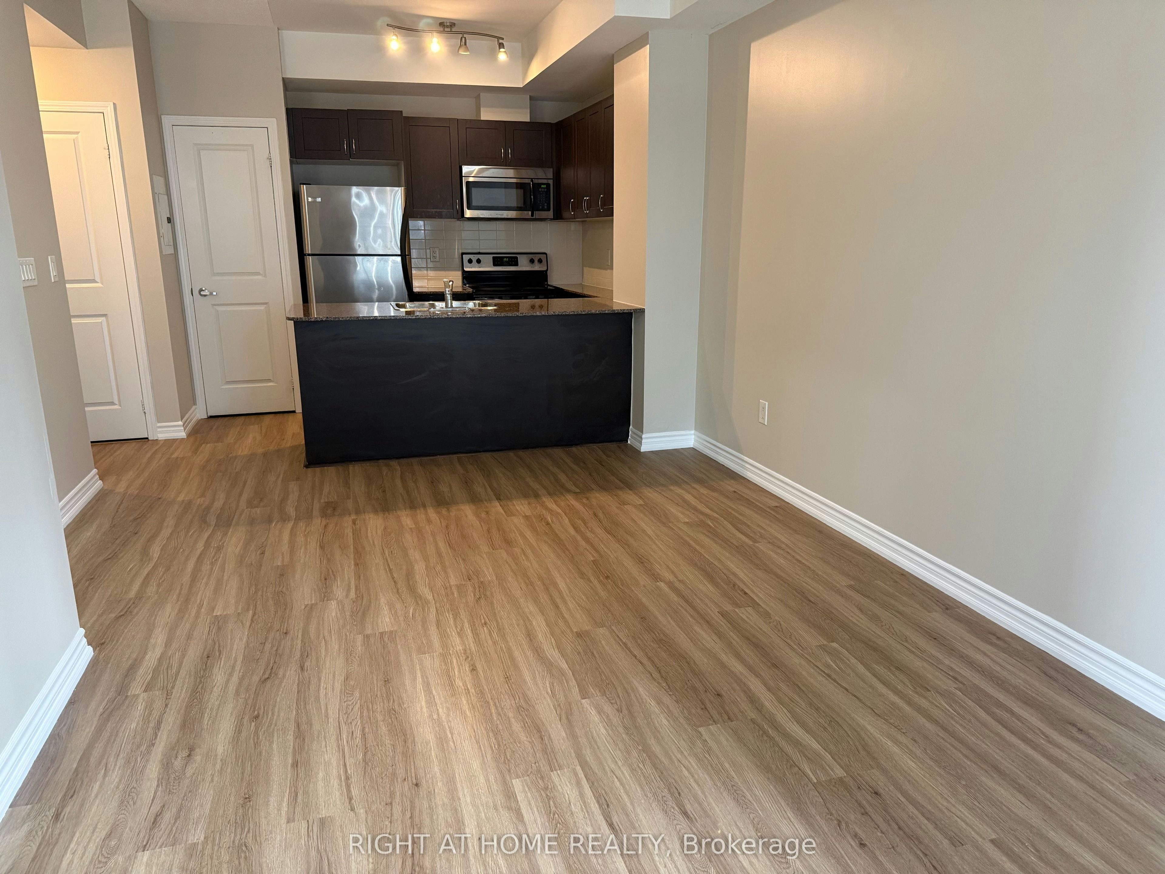 401-385 Prince Of Wales Drive, Mississauga, ON, L5B 0C6 - 13