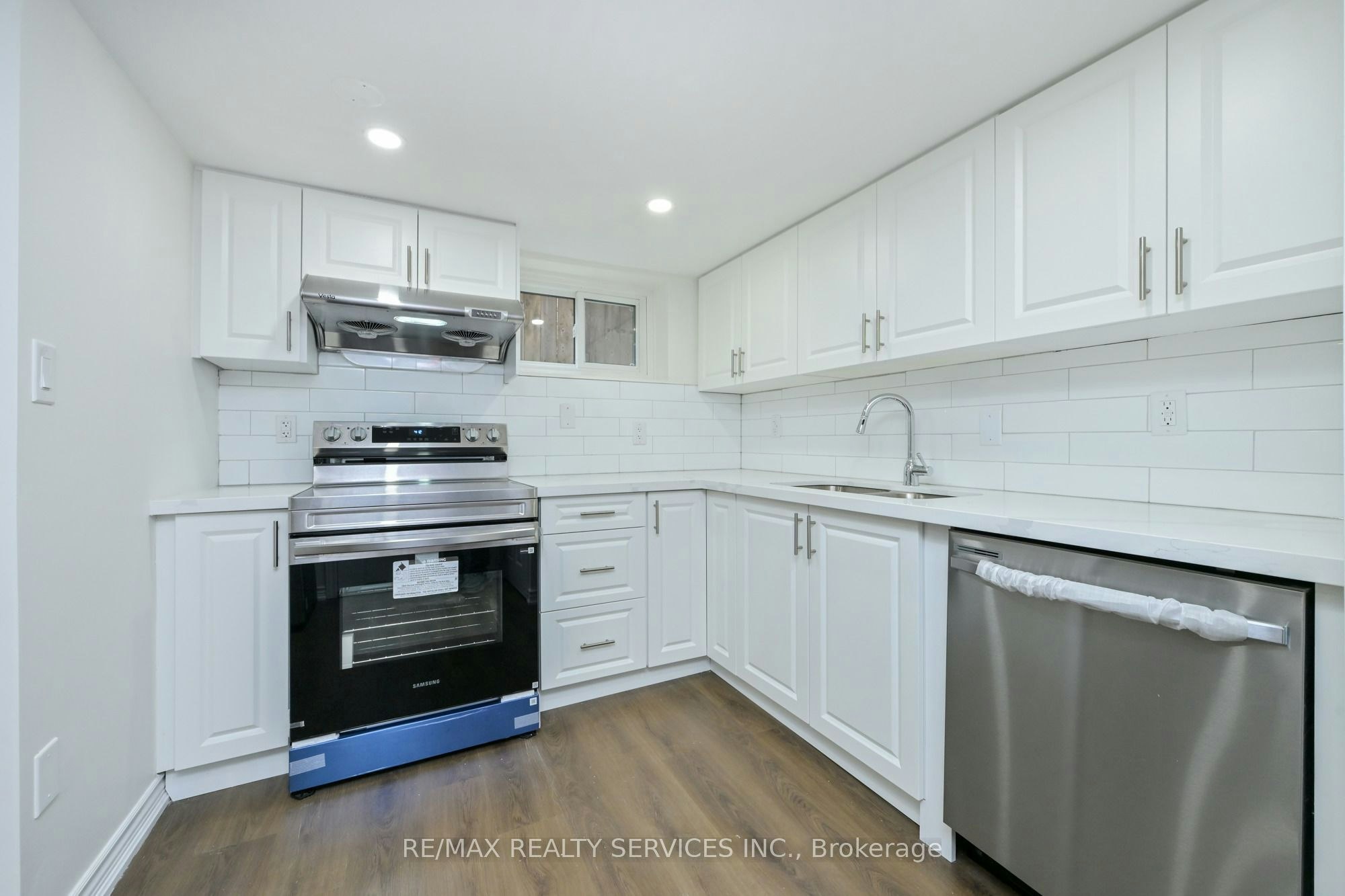 31 Brisco Street, Brampton, ON, L6V 1X1 - 8