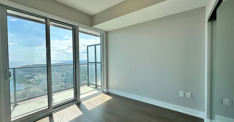 4911-30 Shore Breeze Drive, Toronto, ON, M8V 0J1 - 11