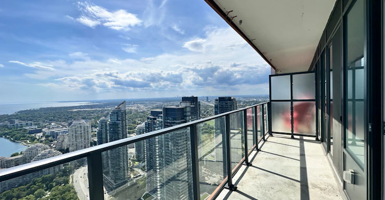4911-30 Shore Breeze Drive, Toronto, ON, M8V 0J1 - 7