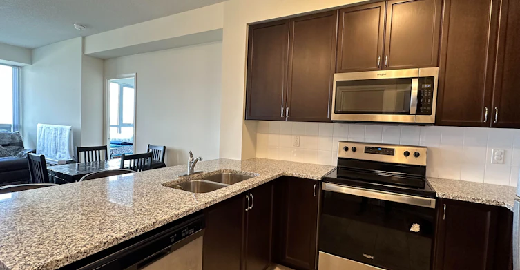 803-349 Rathburn Road, Mississauga, ON, L5B 0G9 - 2
