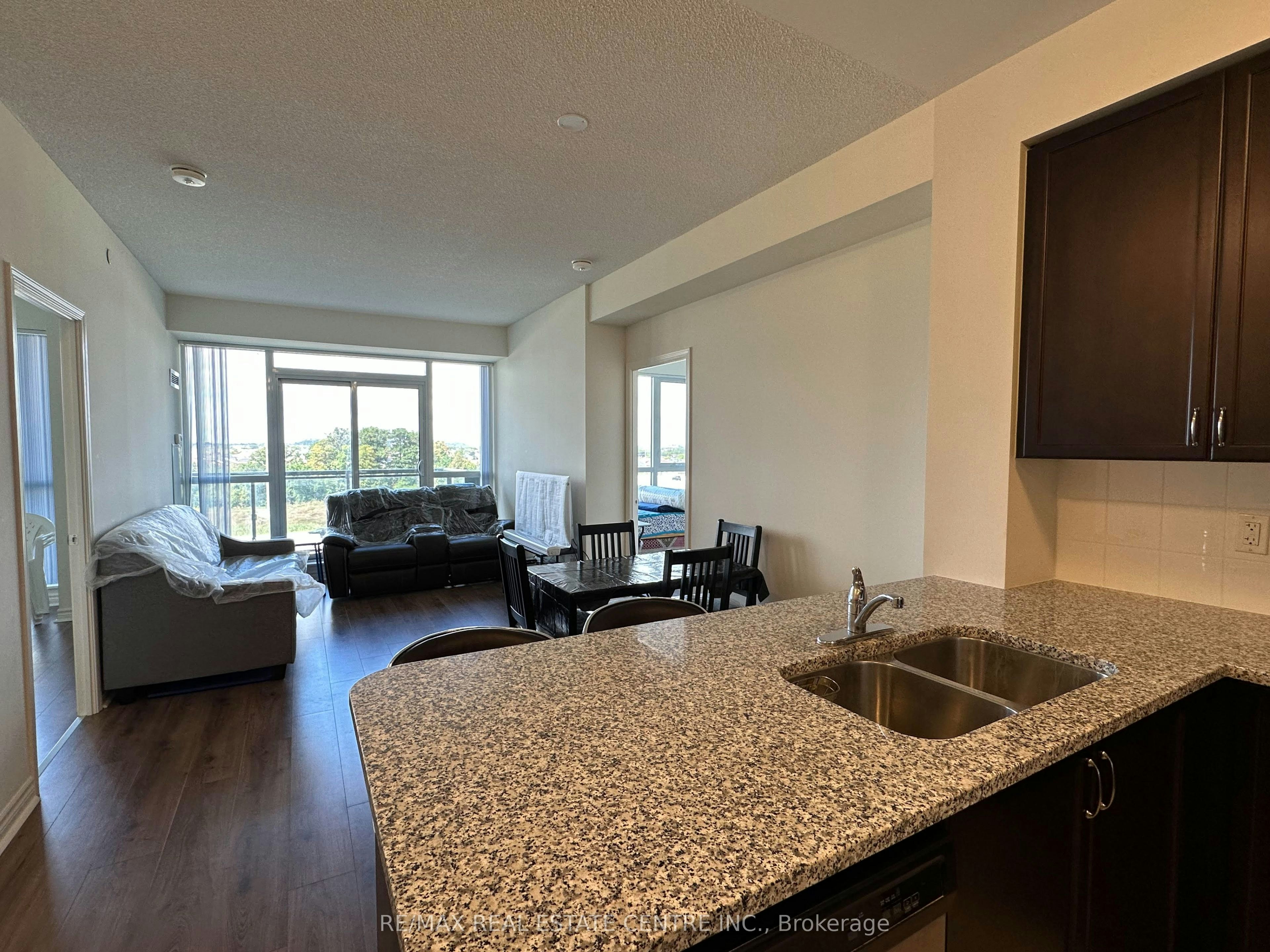 803-349 Rathburn Road, Mississauga, ON, L5B 0G9 - 3