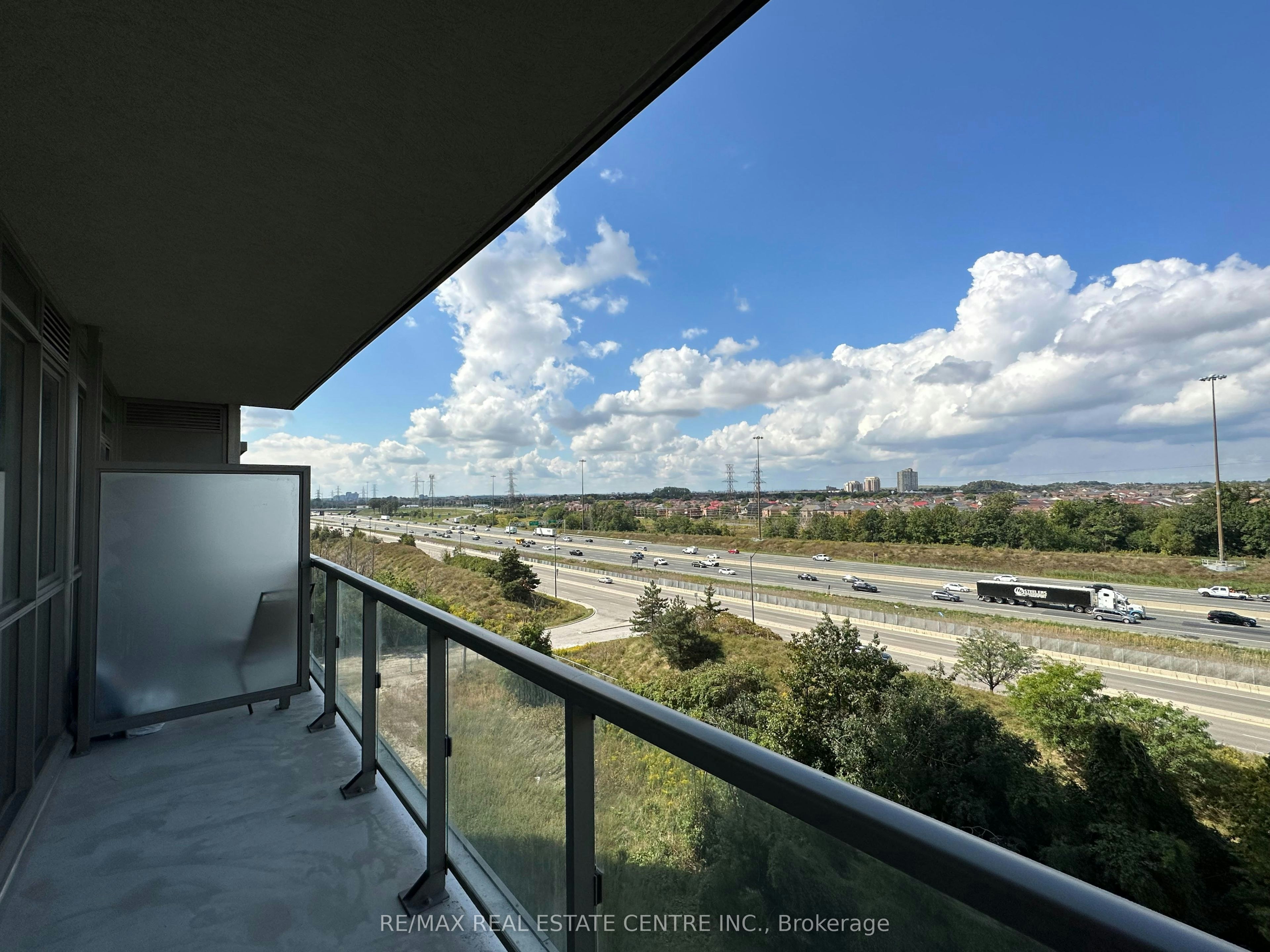 803-349 Rathburn Road, Mississauga, ON, L5B 0G9 - 10