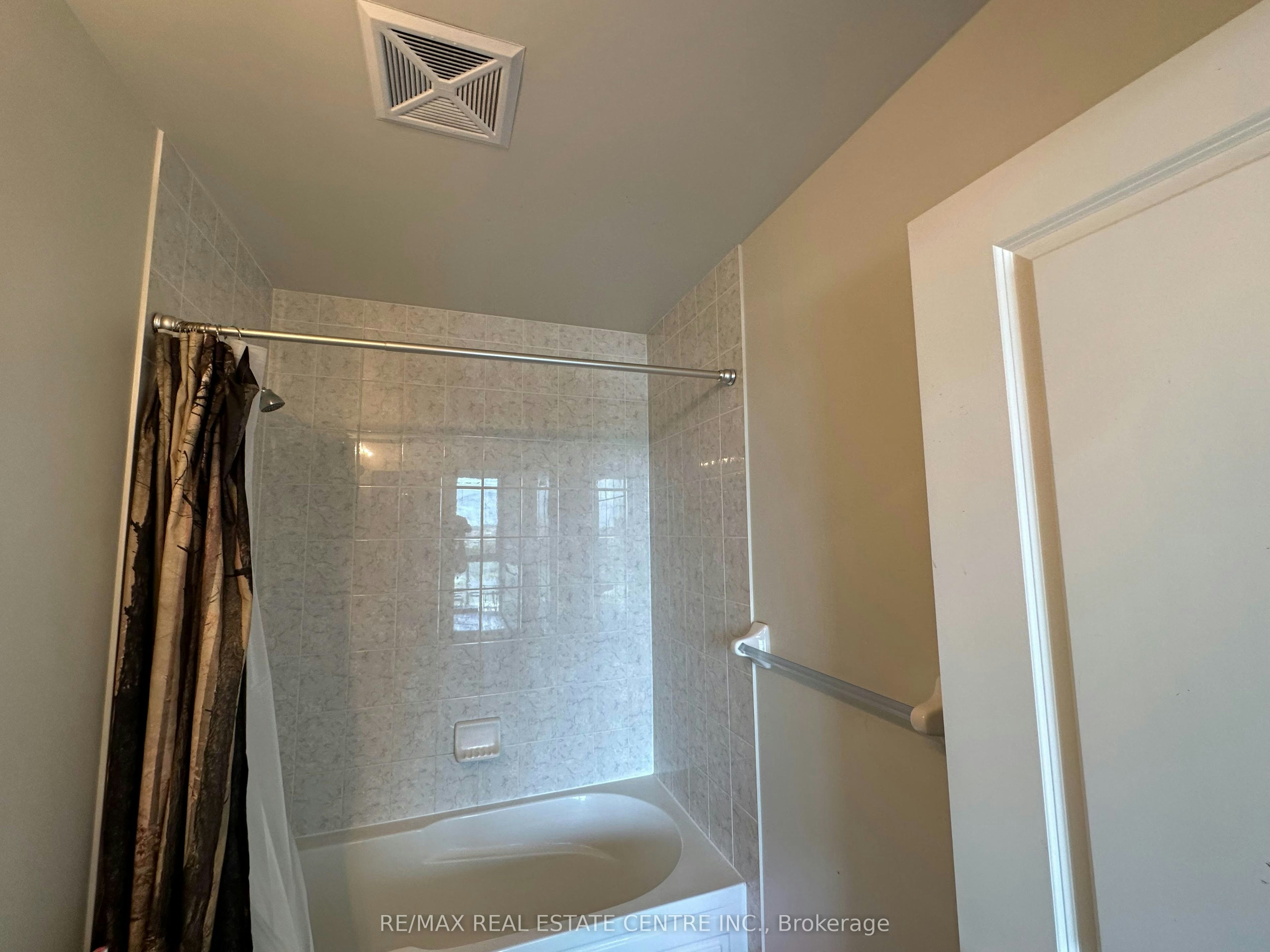 803-349 Rathburn Road, Mississauga, ON, L5B 0G9 - 8