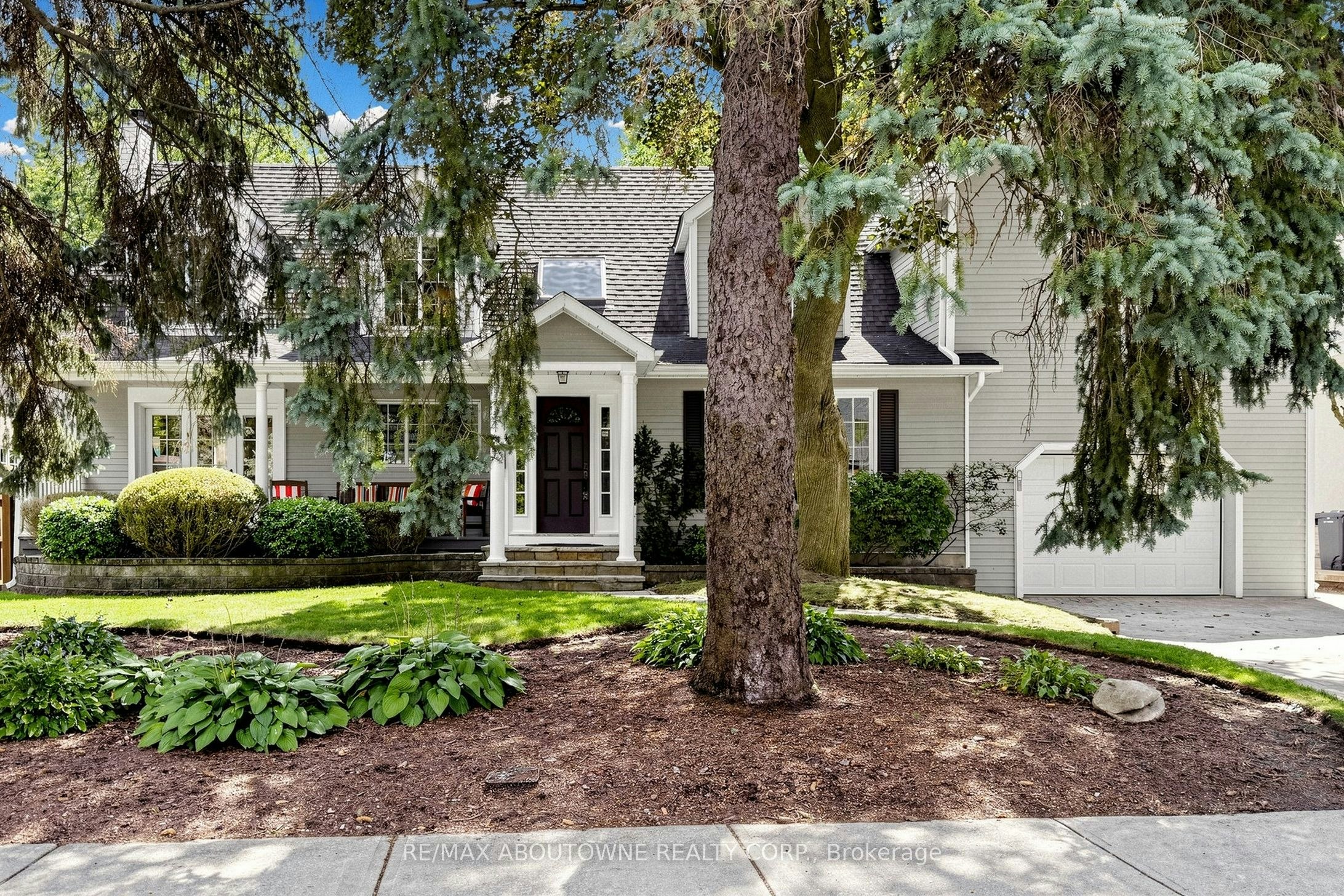 1304 Devon Road, Oakville, ON, L6J 2L8 - 2
