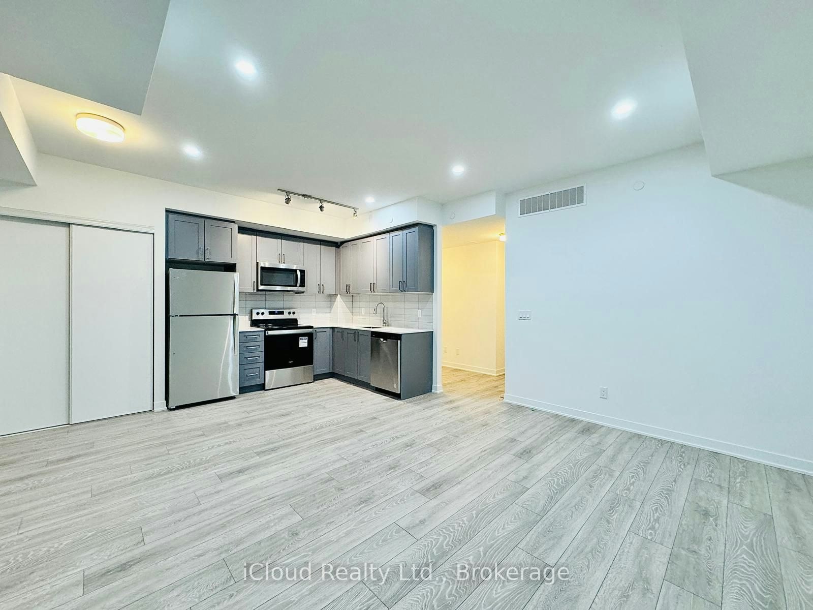 9-4025 Hickory Drive, Mississauga, ON, L4W 1L1 - 7