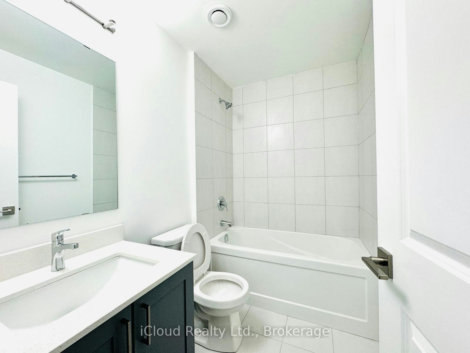 9-4025 Hickory Drive, Mississauga, ON, L4W 1L1 - 4