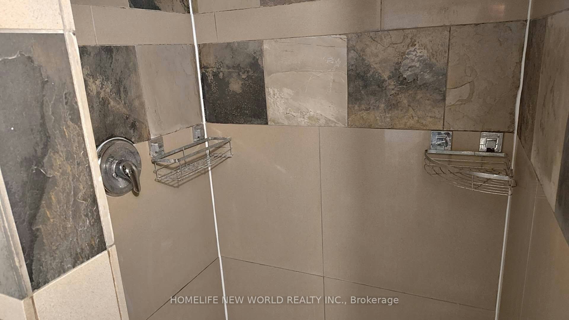 Lower Level-4383 Radisson Crescent, Mississauga, ON, L5M 4C5 - 9