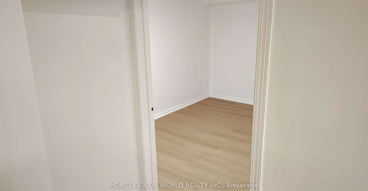 Lower Level-4383 Radisson Crescent, Mississauga, ON, L5M 4C5 - 10