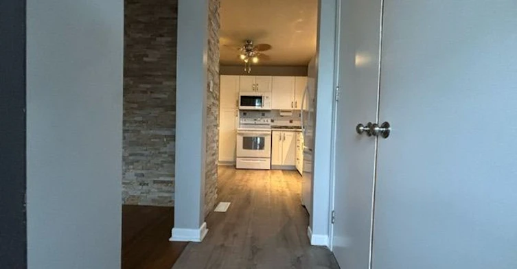 UPPER-2551 Padstow Crescent, Mississauga, ON, L5J 2G2 - 3