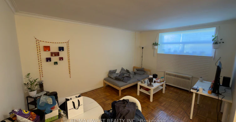 29-10 Crown Hill Place, Toronto, ON, M8Y 4C6 - 2