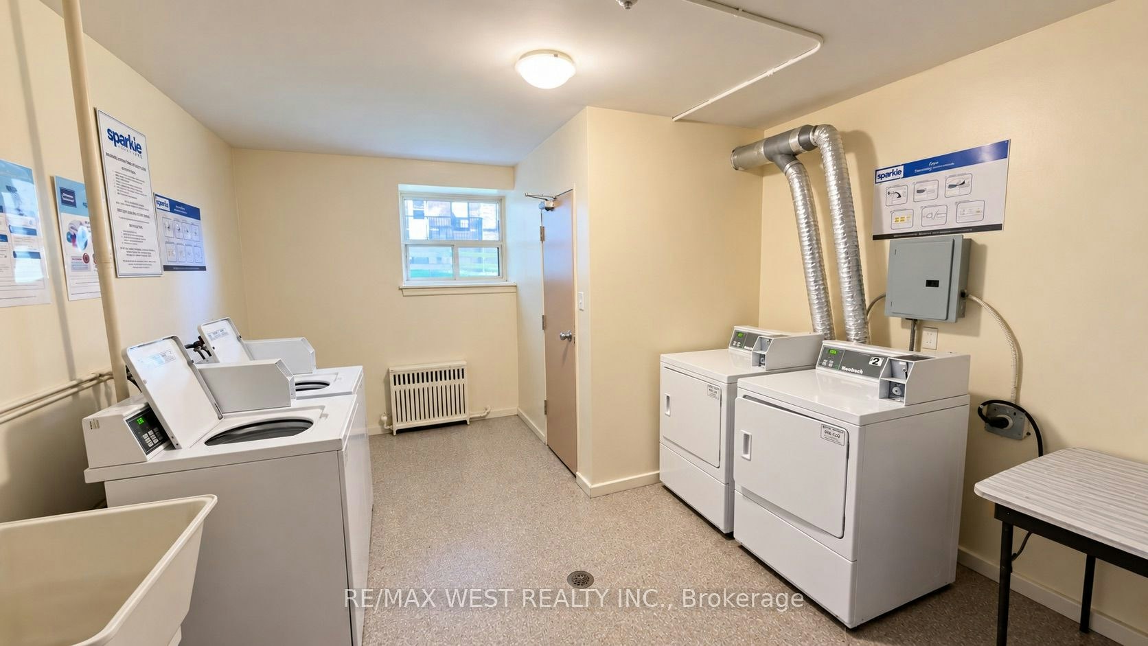 29-10 Crown Hill Place, Toronto, ON, M8Y 4C6 - 9