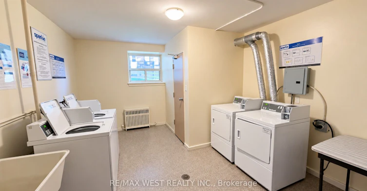 29-10 Crown Hill Place, Toronto, ON, M8Y 4C6 - 9