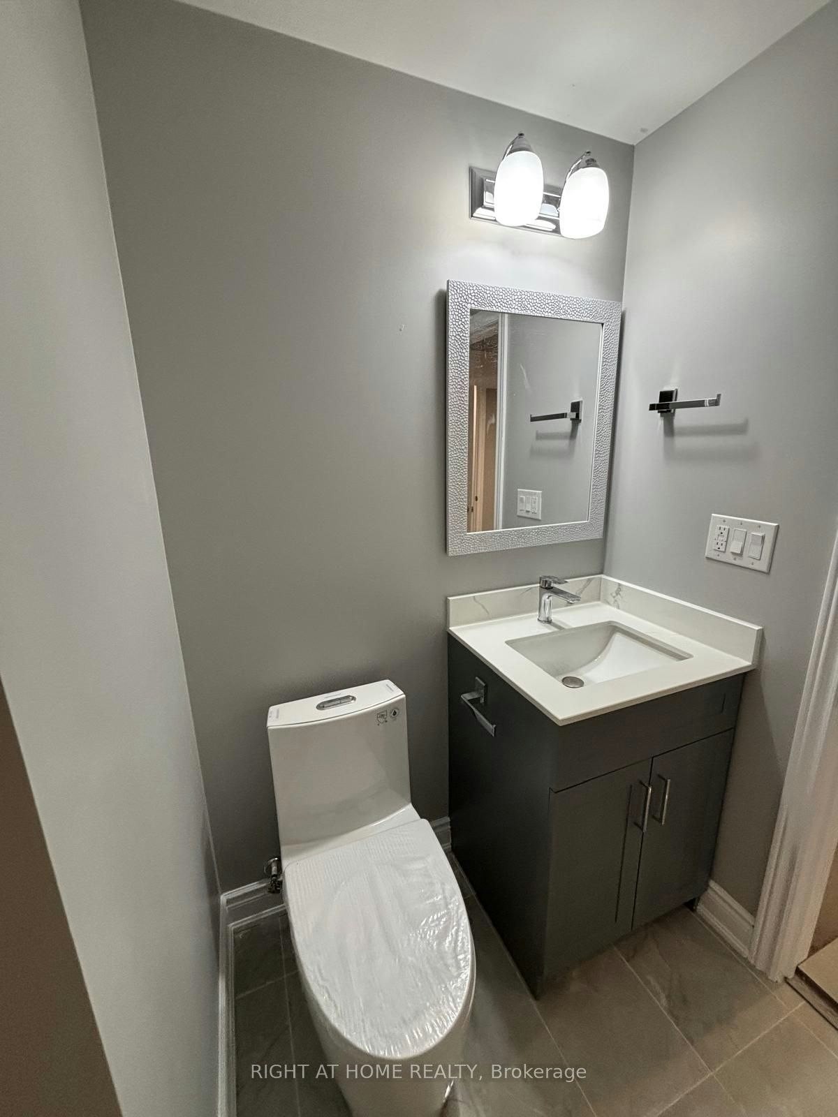 LOWER LEVEL-1526 Zilio Terrace, Milton, ON, L9E 2H8 - 12