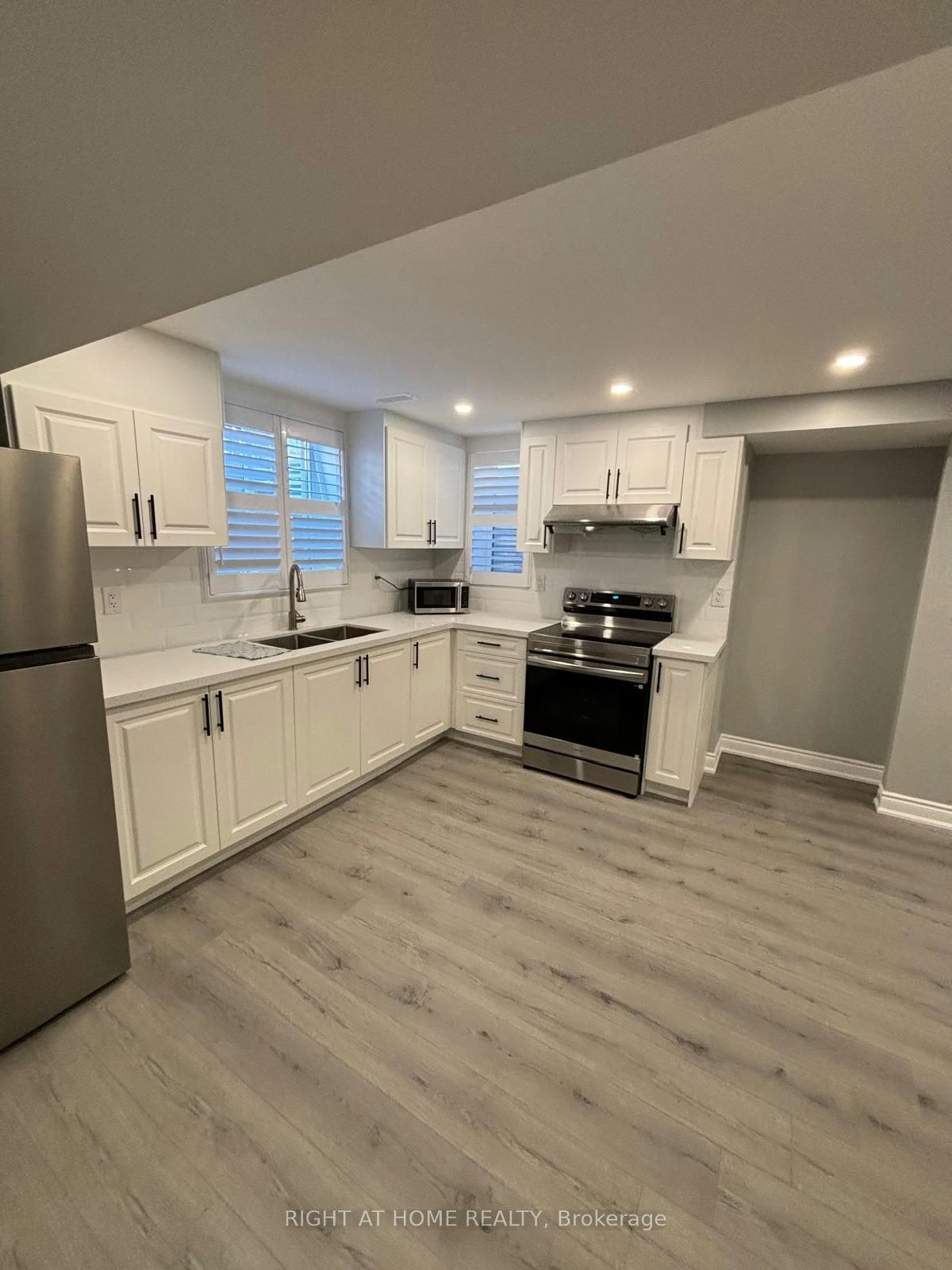 LOWER LEVEL-1526 Zilio Terrace, Milton, ON, L9E 2H8 - 3