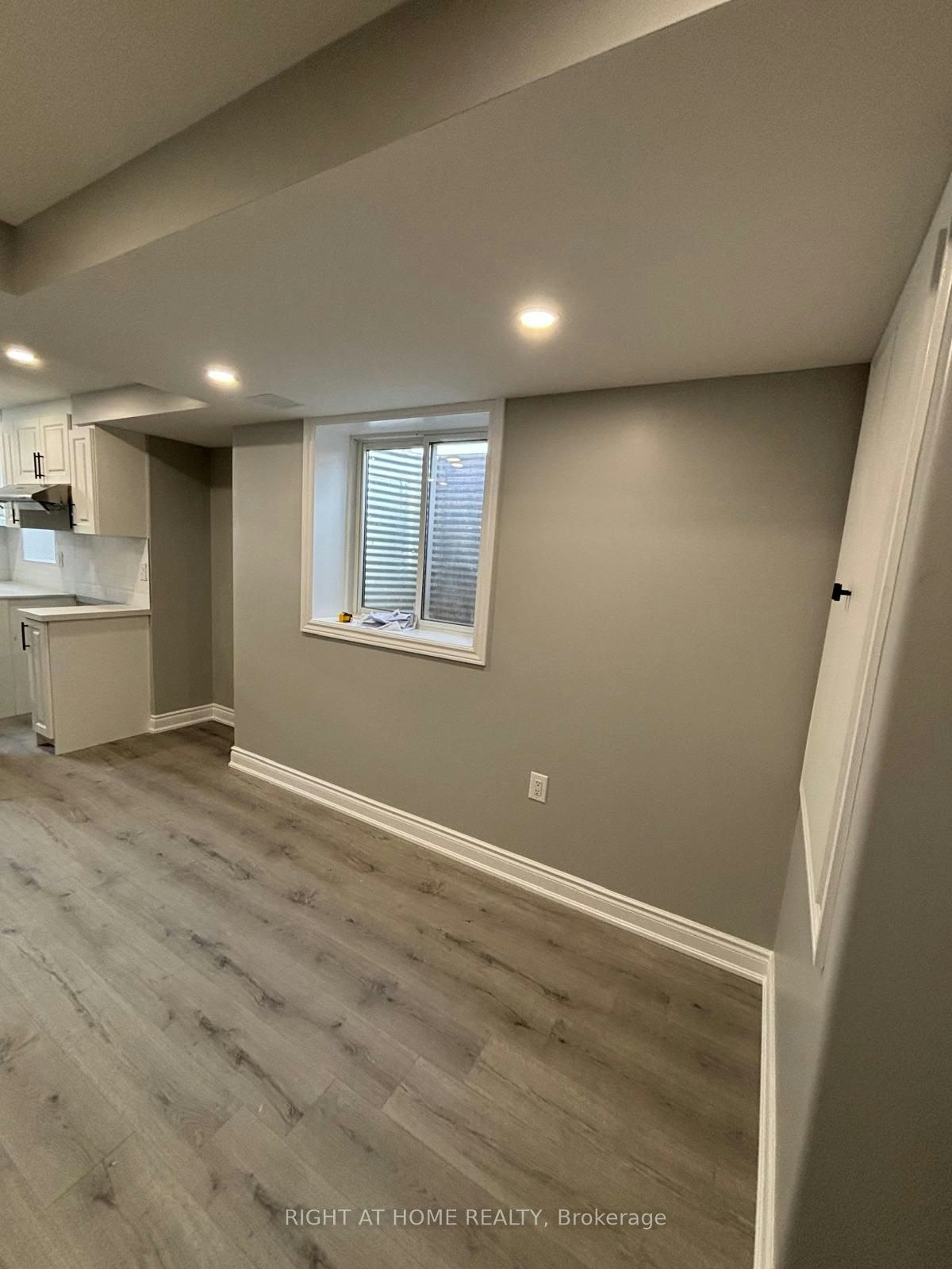 LOWER LEVEL-1526 Zilio Terrace, Milton, ON, L9E 2H8 - 6