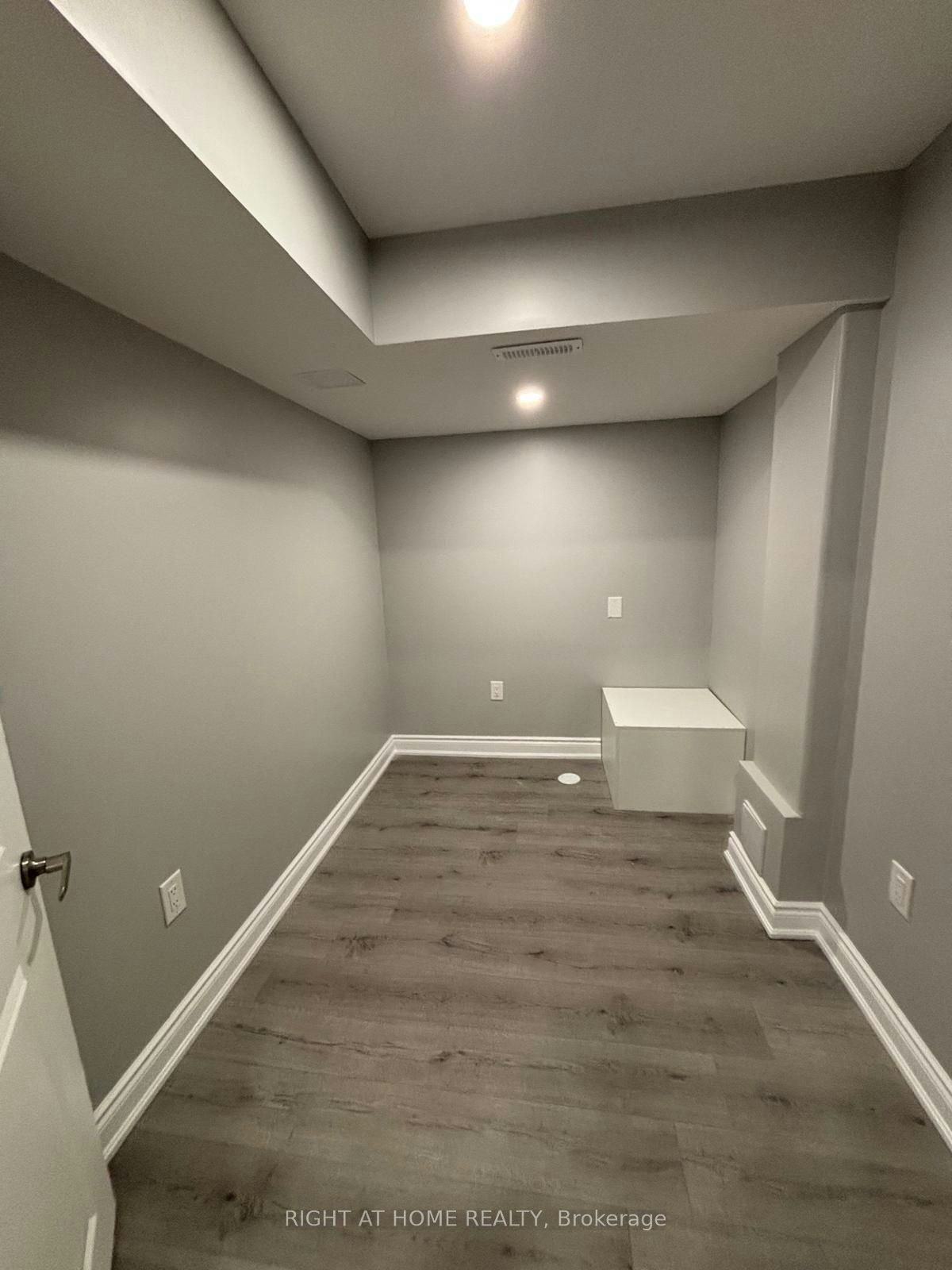 LOWER LEVEL-1526 Zilio Terrace, Milton, ON, L9E 2H8 - 14